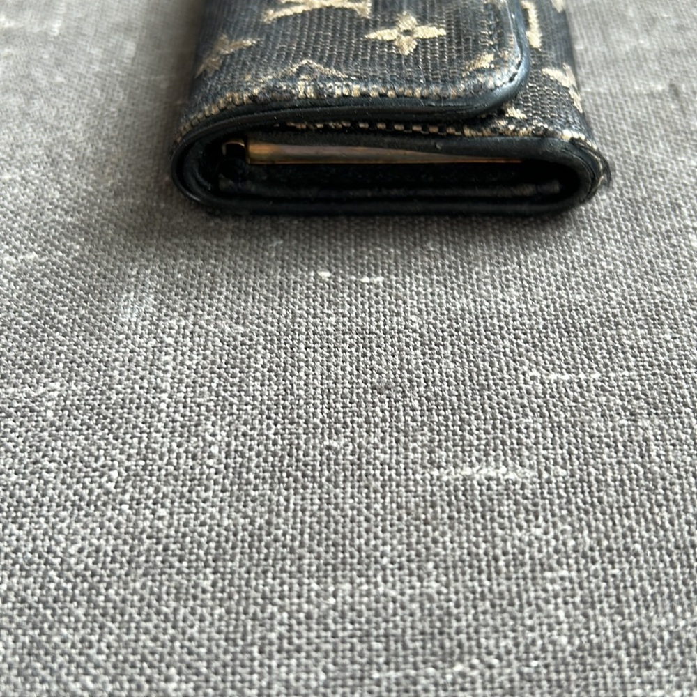 LV Denim Key Pouch - Picture 11 of 12